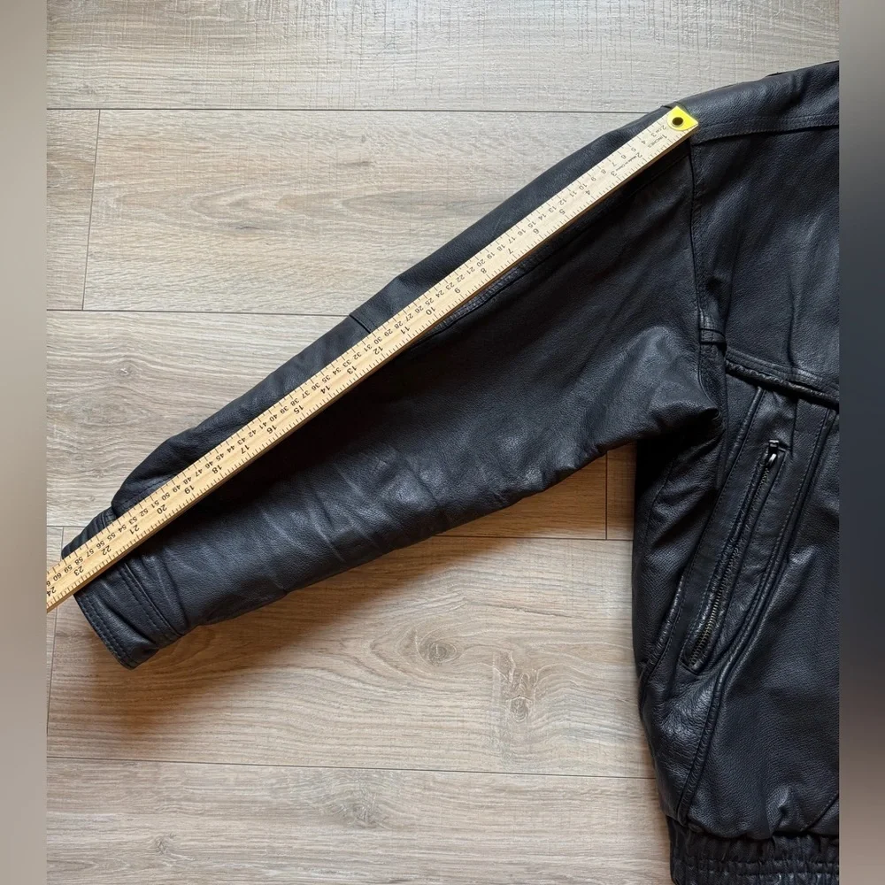Wilda Vintage Men’s Black Genuine Leather Bomber Jacket L Lined Zip Front - Picture 8 of 13